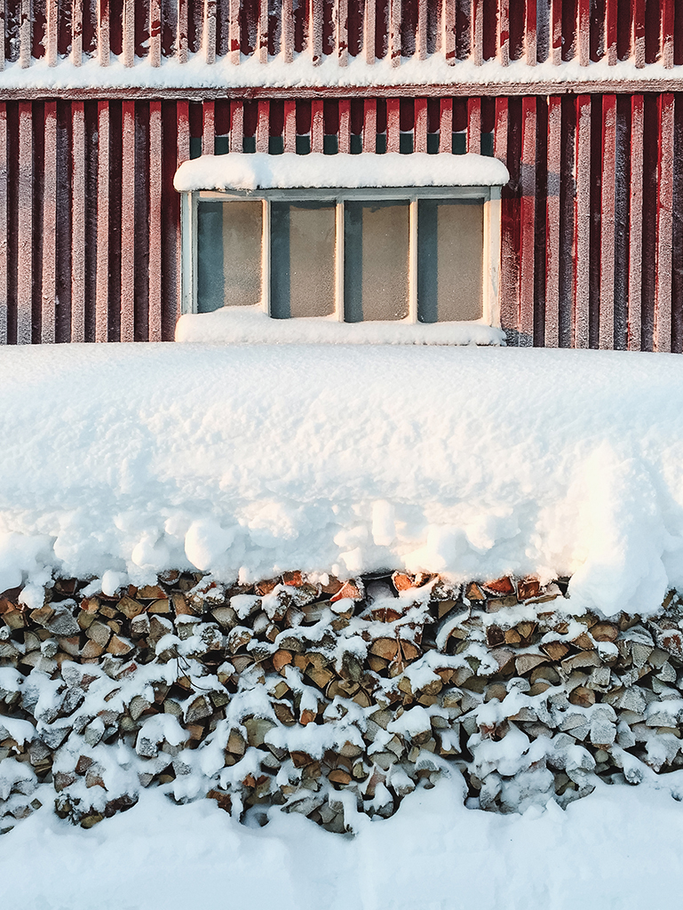 Winterküche_Holzwand_Michaela Fuchs